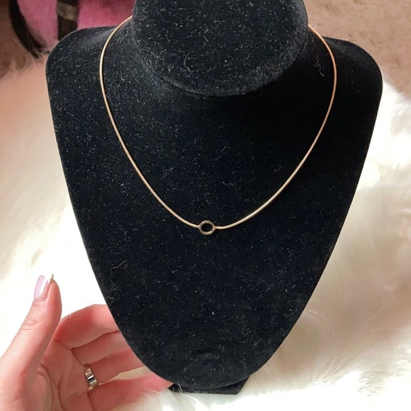 Forever 21 Jewelry - Gold Circle ⭕️ necklace
